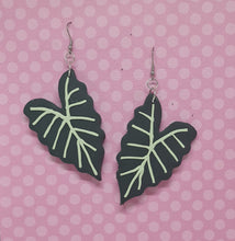 Load image into Gallery viewer, Alocasia earrings